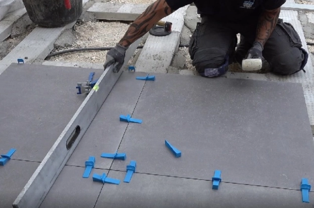 Tuto pose carrelage épaisseur 2 cm sur poutres drainantes